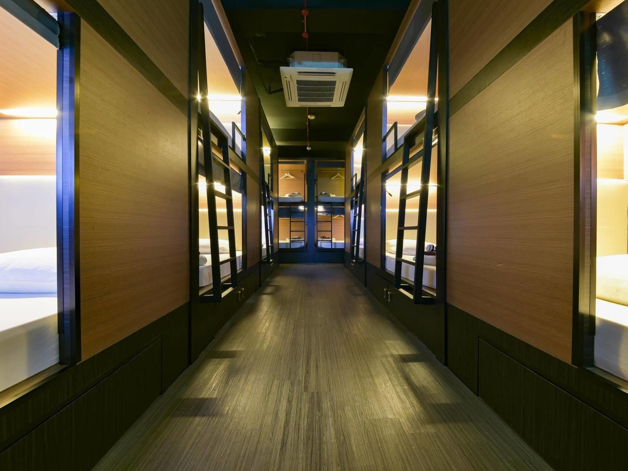 Chic Capsule Otel Singapore Exteriör bild